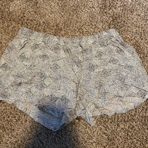 Flowy shorts!!